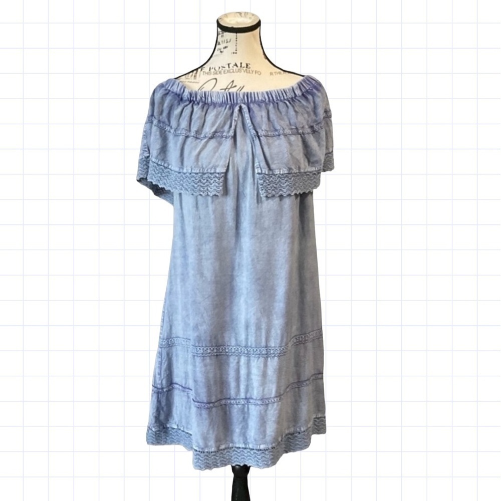 Anthropologie J. Gee BOHO Chambray Denim  Tiered Off Shoulder Dress Size Medium